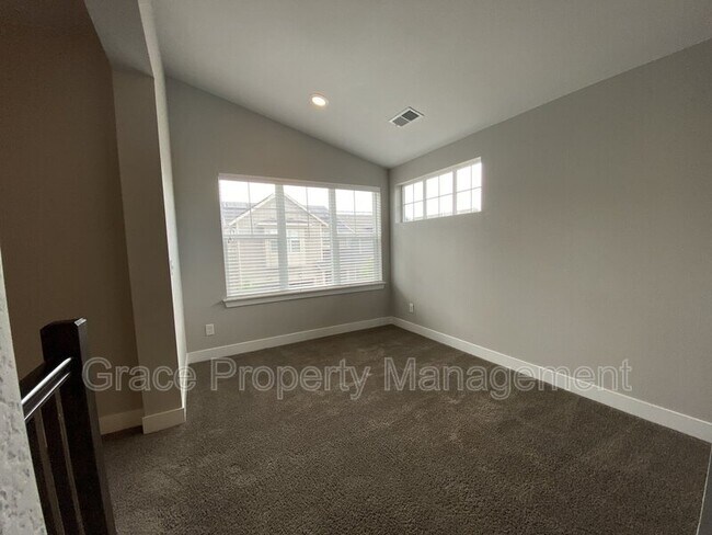 Building Photo - 1962 W 137th Dr