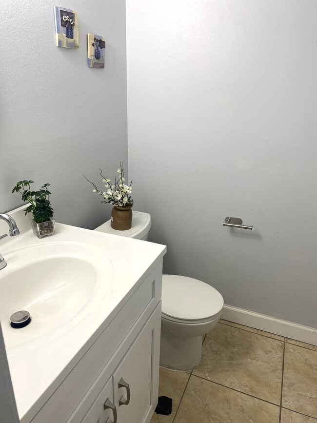 Second Bathroom - 178 Lake Frances Dr