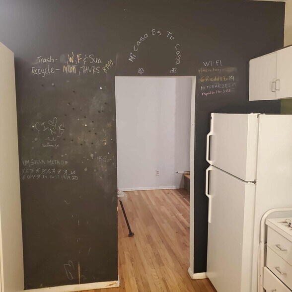 Building Photo - 337 Washington St