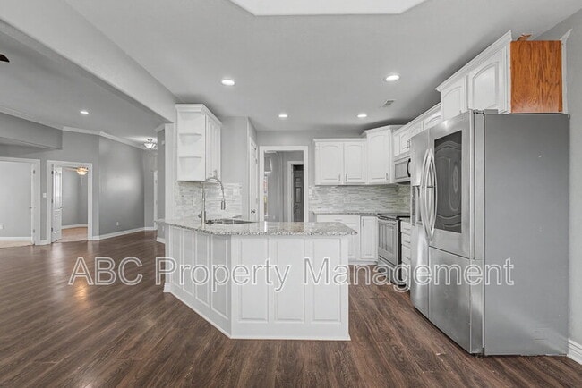 Building Photo - 1501 S Breckenridge Loop