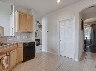 Building Photo - 15713 Fisher Island Dr