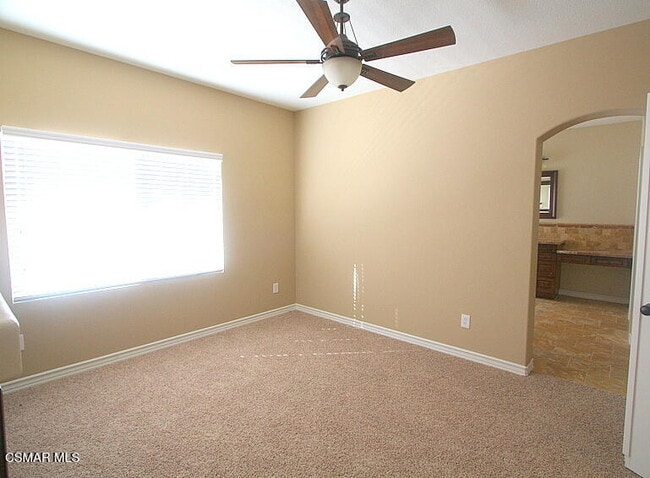 Building Photo - 276 Chantilly Cir