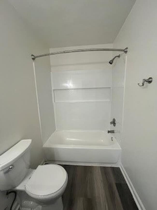 Building Photo - Spring of 2026 ONLY $1300 for Newly Renovated 1 bedroom in a 4 Bedroom Apartment in Downtown Blac...