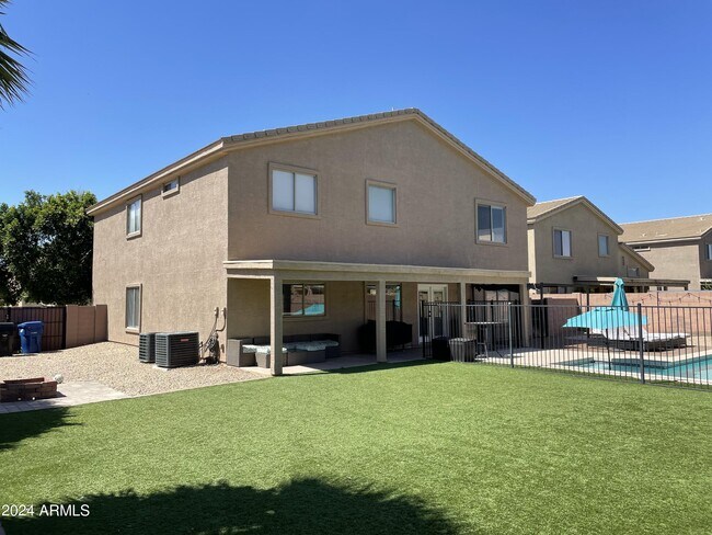Building Photo - 12376 W Sells Dr