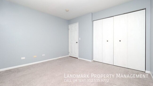 Building Photo - 2250 Abbeywood Dr