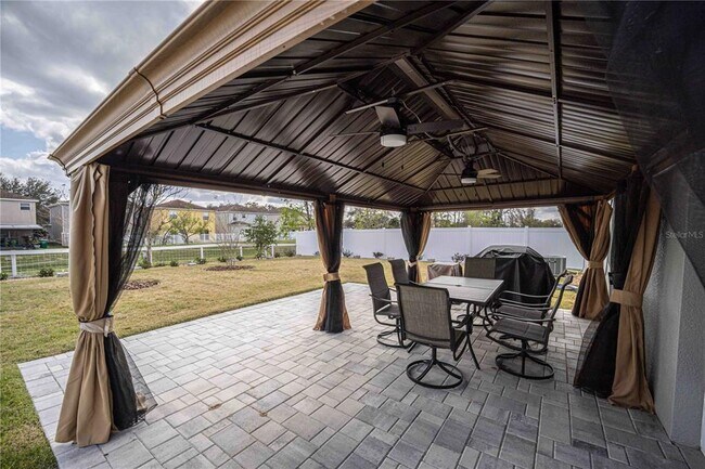 Building Photo - 4995 NE 125th Lp