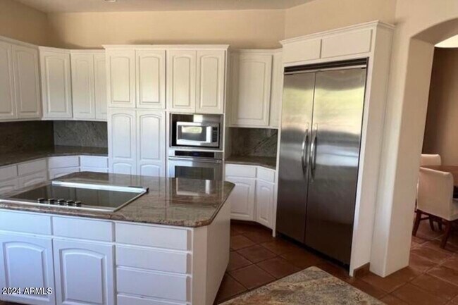 Building Photo - 5829 E Agave Pl