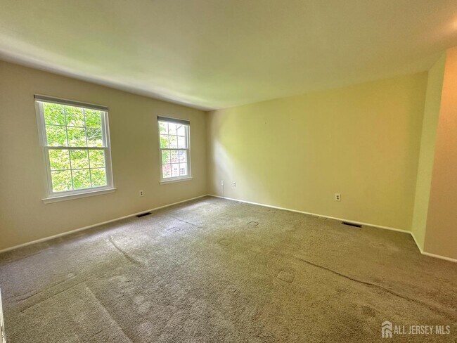 Building Photo - 214 Sapphire Ln