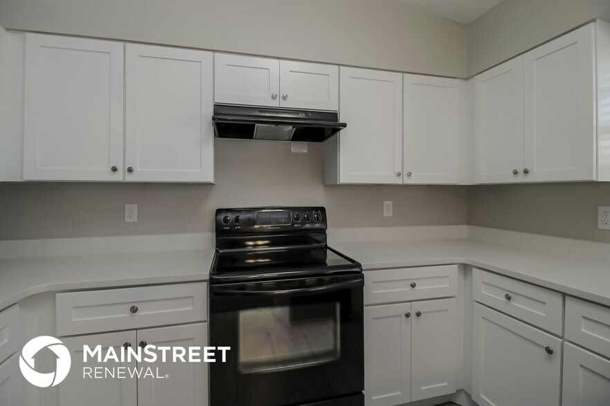 Building Photo - 6090 Alden Ave