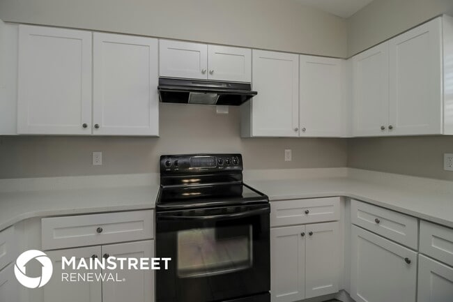 Building Photo - 6090 Alden Ave