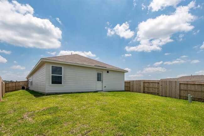 Building Photo - 640 Magnolia Creek Dr