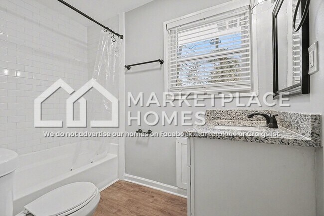 Building Photo - 2710 Dunmoreland Terrace