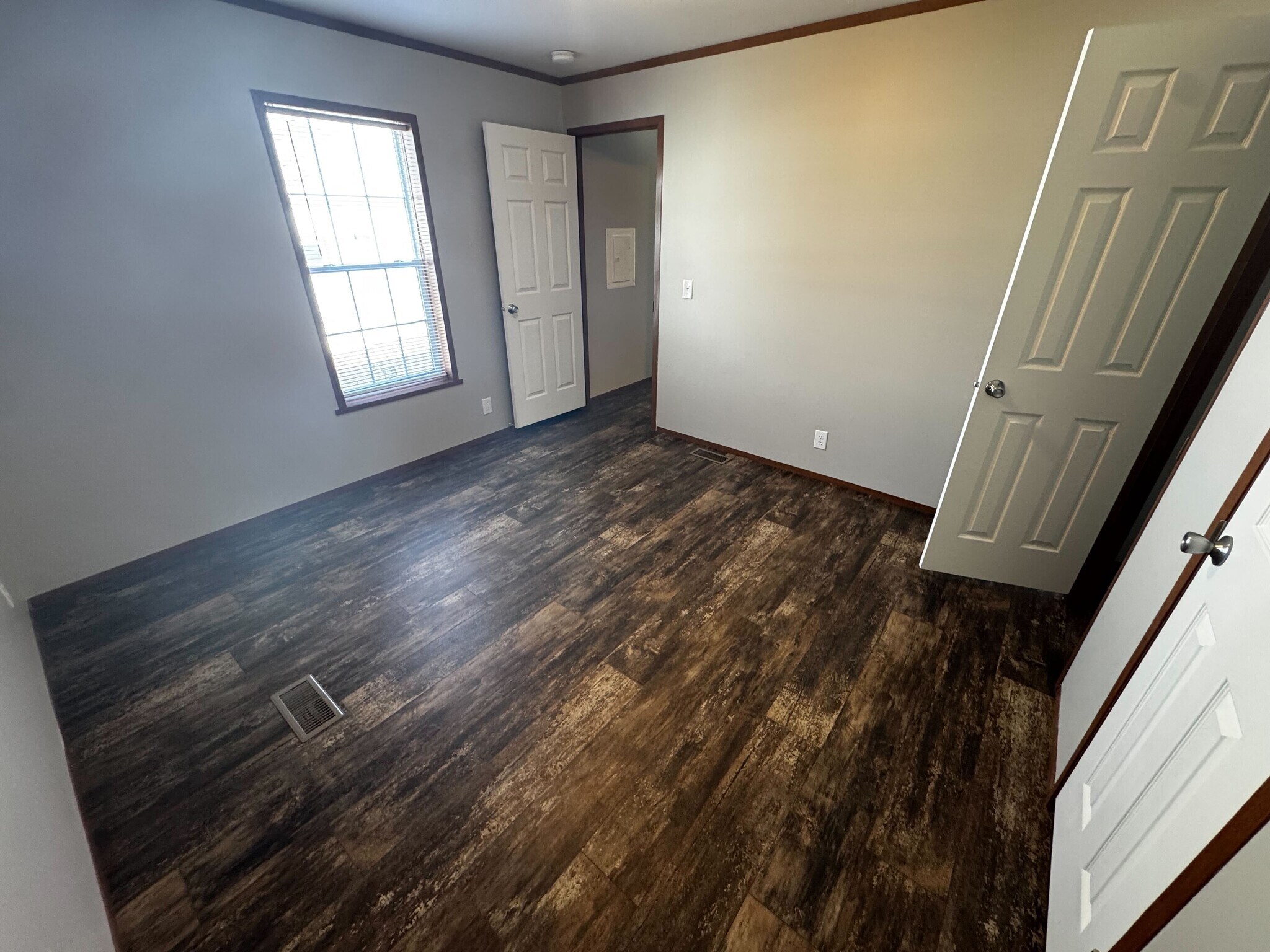 Building Photo - 3510 N 9th St