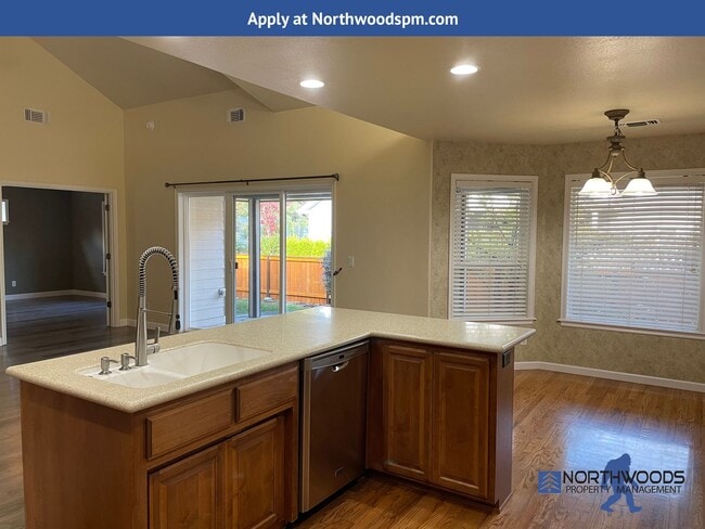 Building Photo - Lots of Room- 3 Bedroom 2 Bath Home with B...