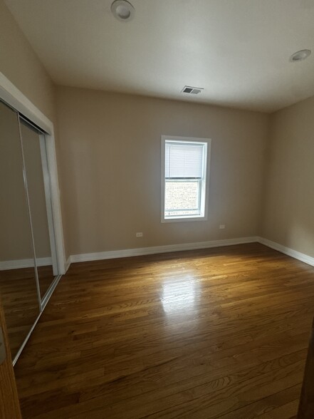bedroom #1 - 5124 W Henderson St