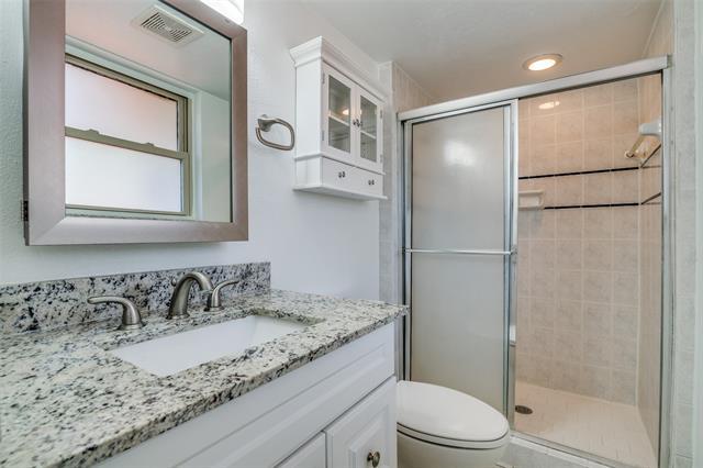 Building Photo - 900 Wateka Way