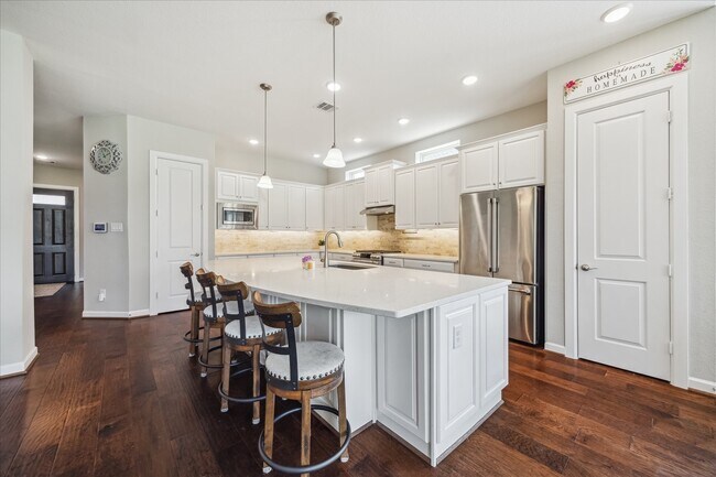 Building Photo - 18311 Windspring Falls Ln