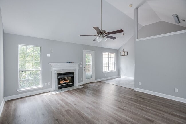 Building Photo - 1449 Brighton Cir