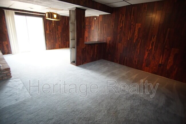 Building Photo - 6209 Bryan Ln
