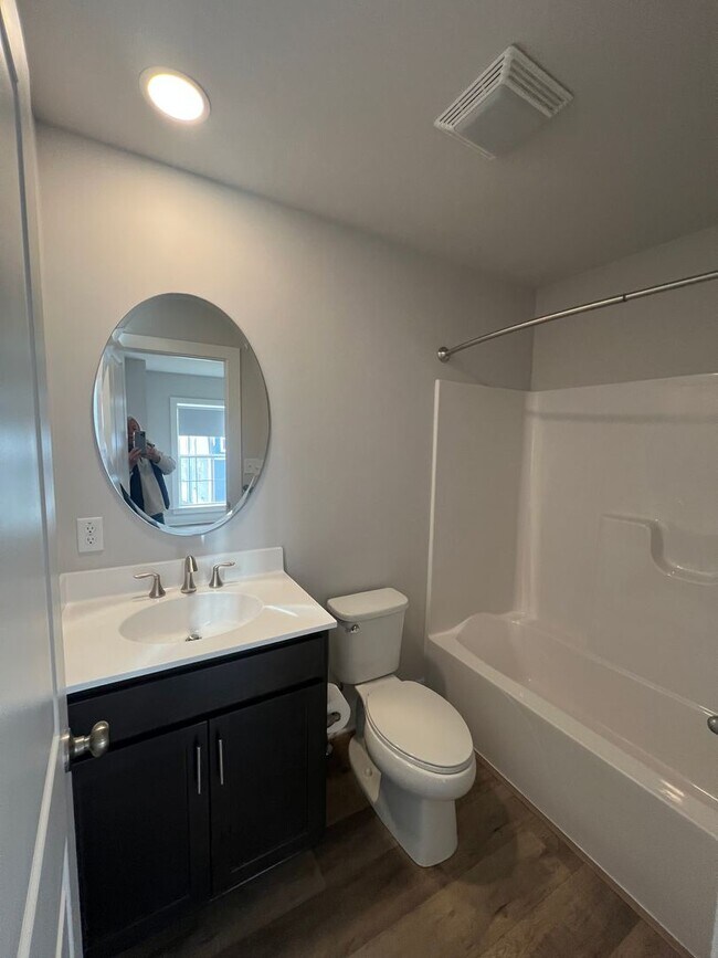 Building Photo - ** $500 OFF **