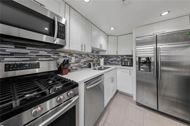 Building Photo - 11336 SW 69th Terrace