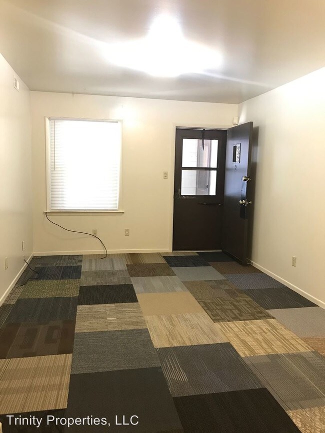 Building Photo - 1124 SW Lane St