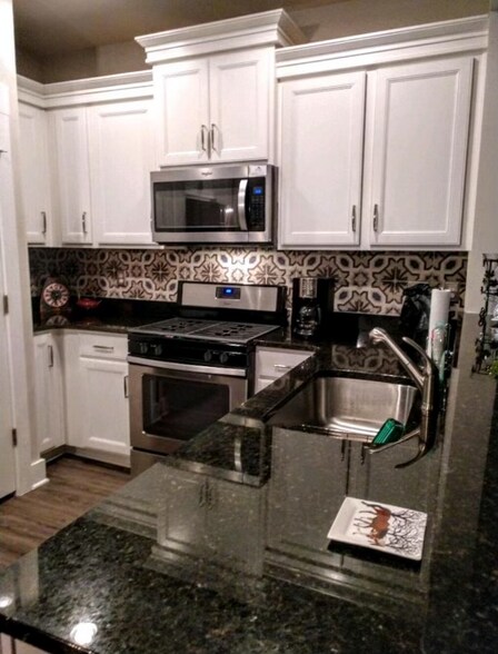 Building Photo - 213 Meritage St