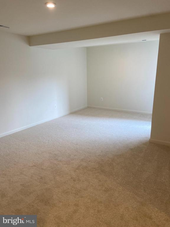 Building Photo - 255 Clifton Mnr