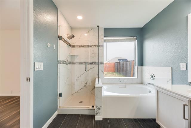 Building Photo - 8601 Wagon Trail