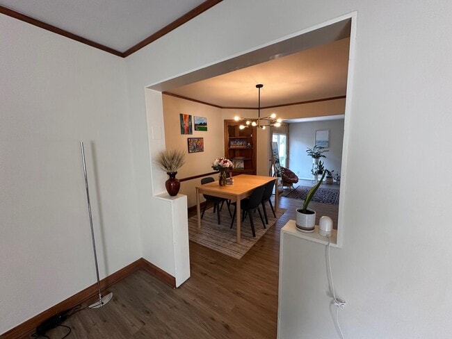 Building Photo - 5100 N Idlewild Ave