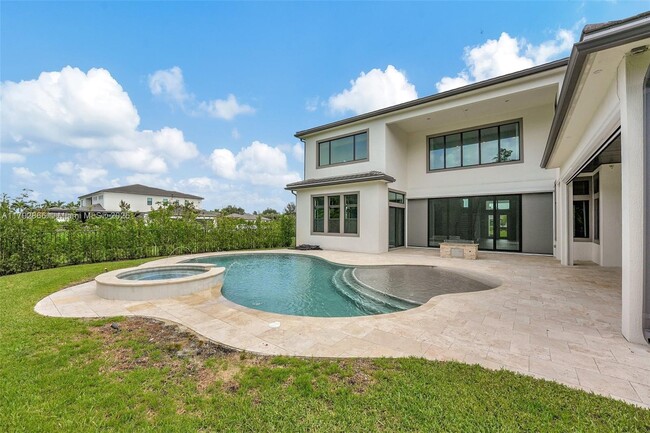 Building Photo - 17130 Magnolia Estates Dr