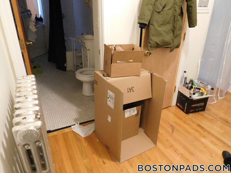 Building Photo - 97 St Stephen St