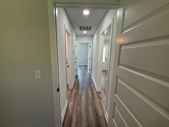 Building Photo - BEAUTIFUL RENTAL HOME IN ARAB, AL!