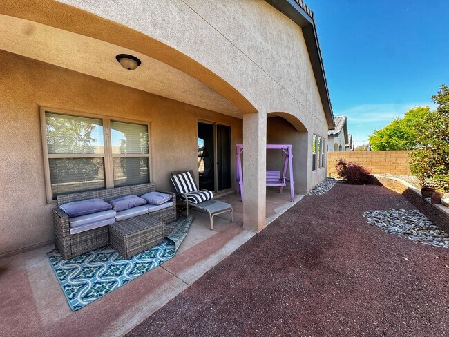 Building Photo - 6801 Prom Ave NE