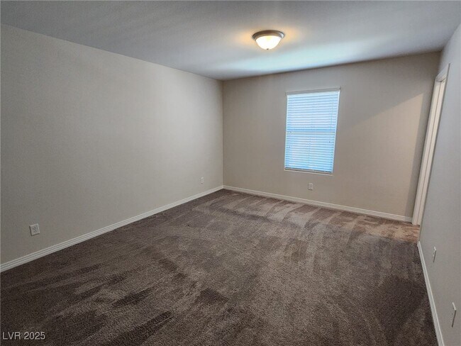 Building Photo - 3029 Young Bouvier Ave