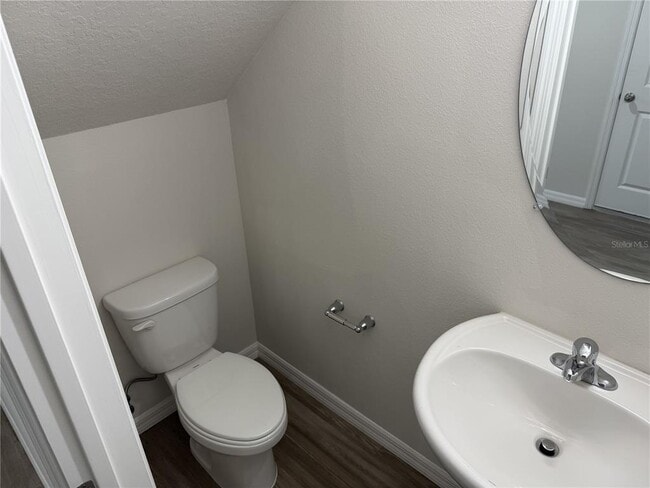 Building Photo - 33 Wood Acre Ln