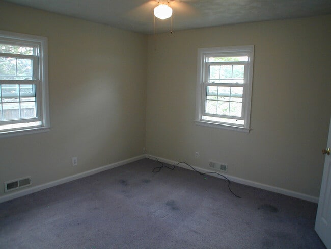 Building Photo - 3615 Alexander Ave