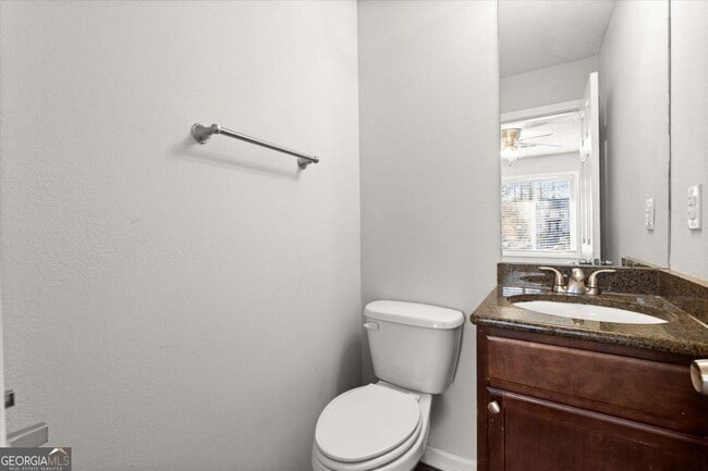 Building Photo - 2166 Park Terrace