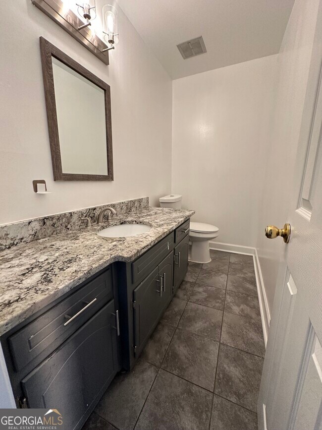 Building Photo - 3896 Northlake Creek Dr