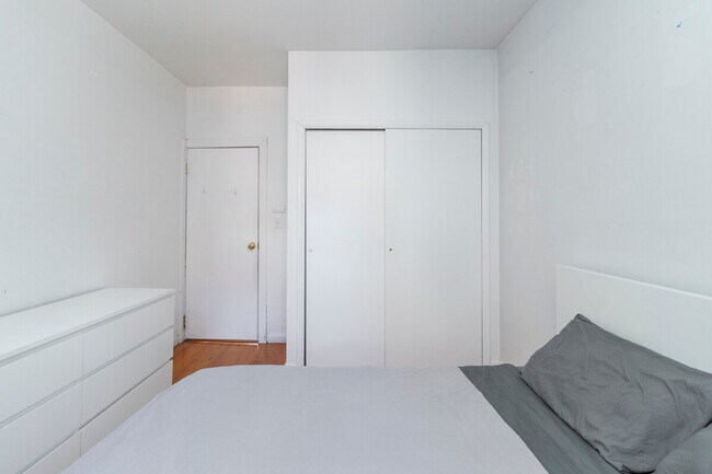 Building Photo - 315-317-317 E 95th St