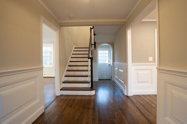 Building Photo - 36 Puddingstone Ln