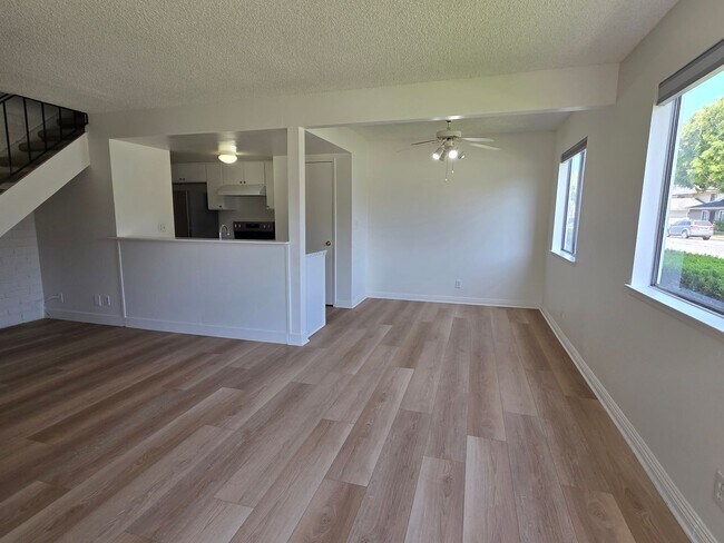 Building Photo - 2+1 Condo in Port Hueneme - Newly remodeled w/ garage!