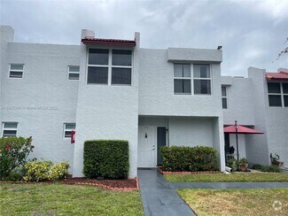 Building Photo - 9401 Evergreen Pl