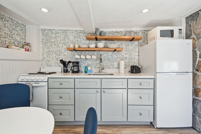 Building Photo - 61 Ocean Blvd