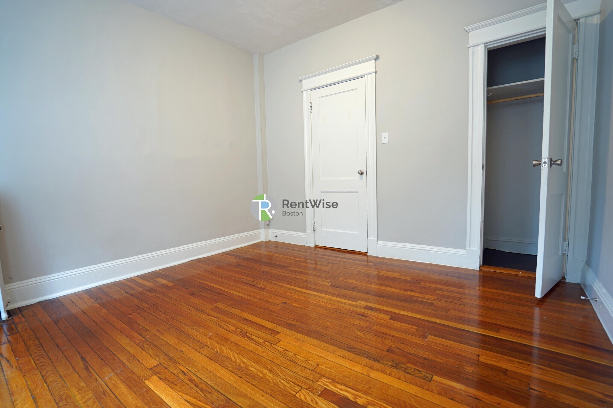 Building Photo - 64 Woodstock Ave