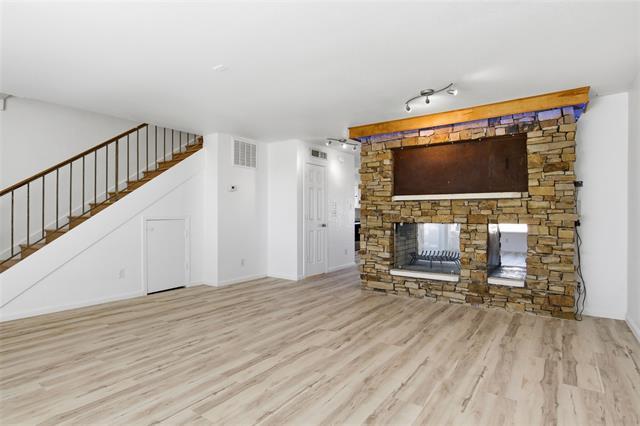 Building Photo - 5810 Marina Dr