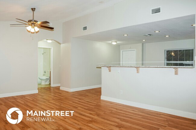 Building Photo - 2036 Walsh Ave SE