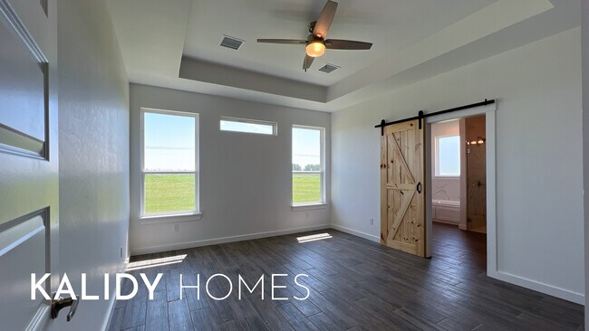 Building Photo - 20456 Antler Farms Dr