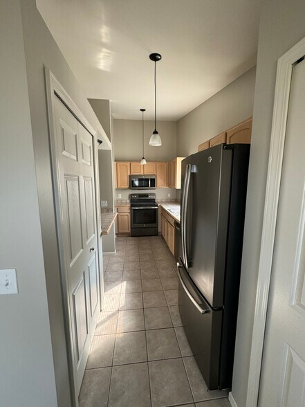 Building Photo - 62181 Arlington Cir