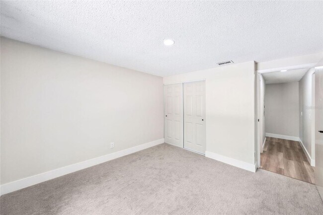 Building Photo - FOR RENT!!! FULLY REMODELED 3 BEDROOM 2 BATH HOME IN DAYTONA...